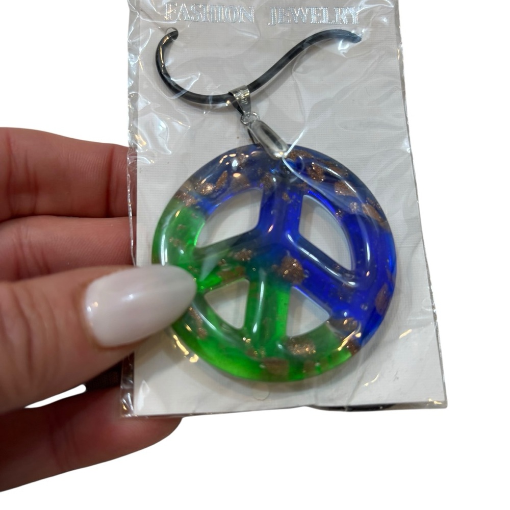 Brand‎ new in Package Glass Peace Sign Necklace